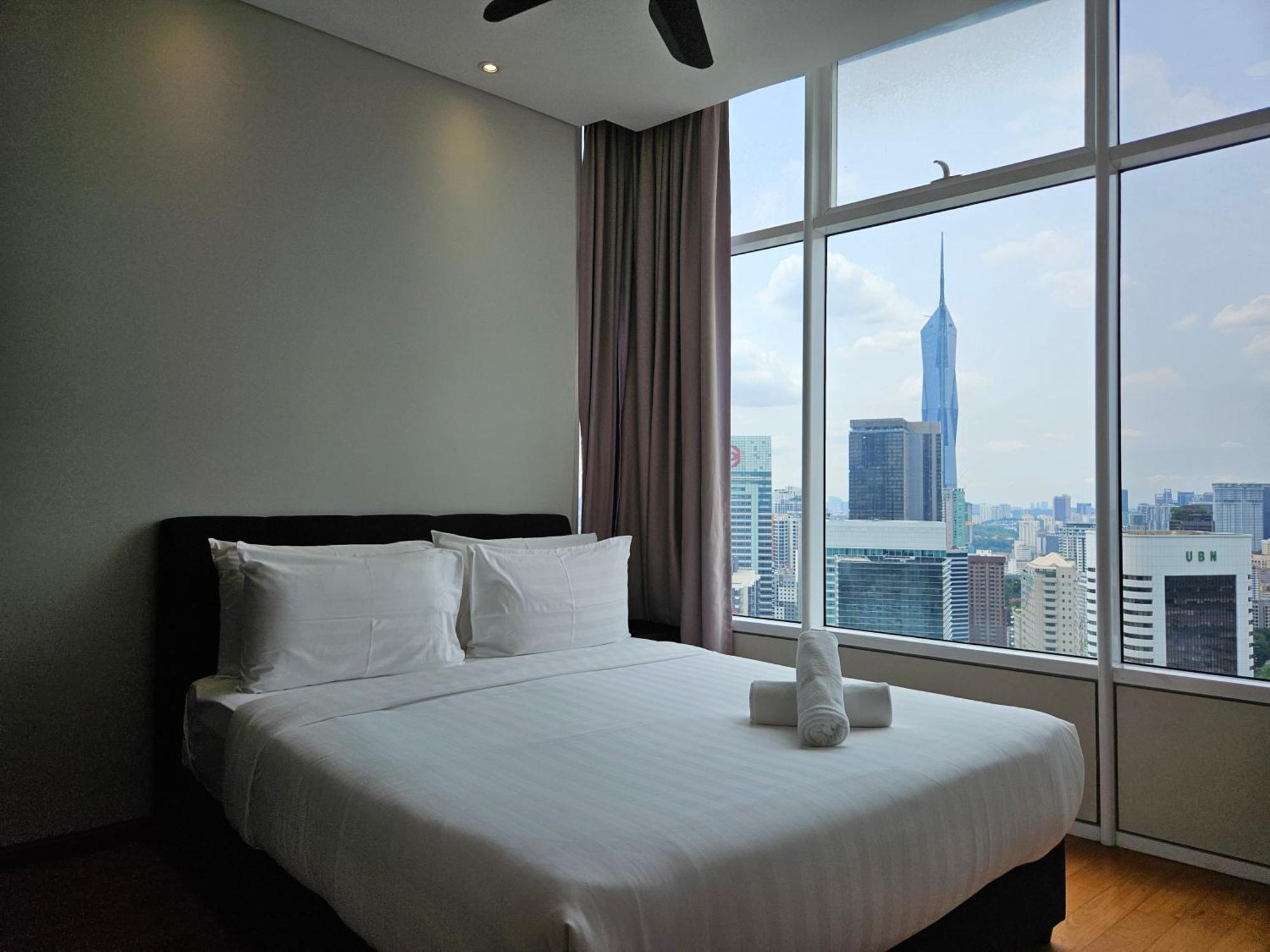 Sky Suites Klcc By Asiapex Куала-Лумпур Номер фото